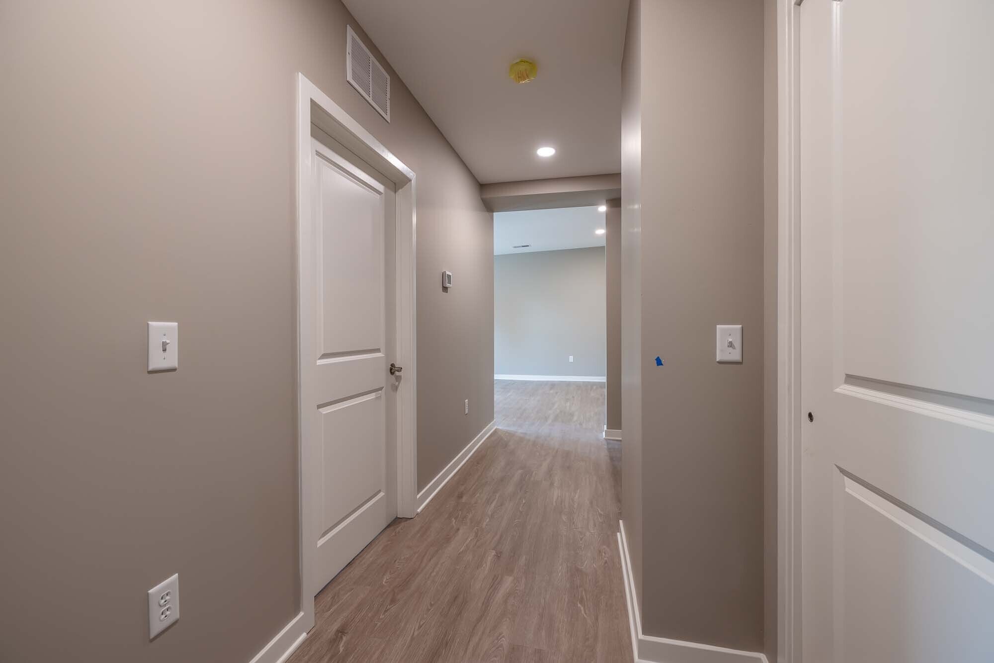 Building Photo - 5 Chestnut St