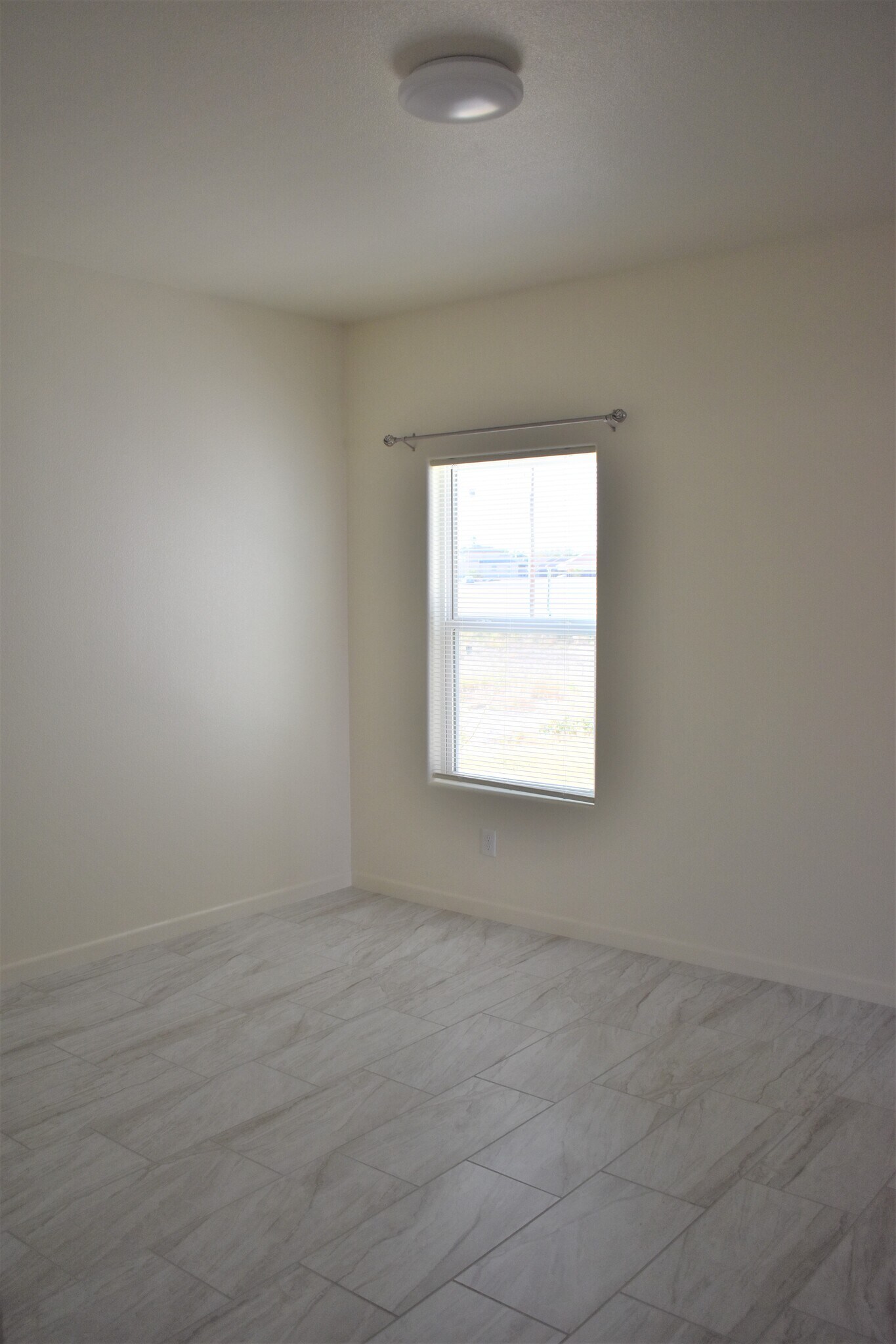 Building Photo - 135 Colorado St