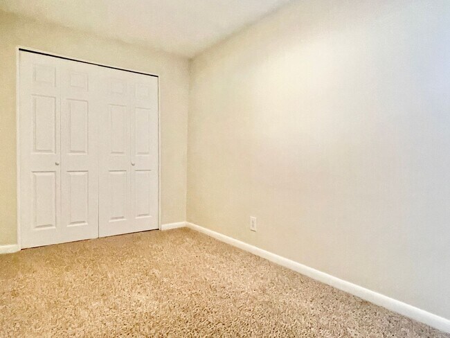 Building Photo - Skiers Haven Near Cottonwood Canyons!