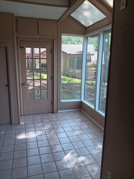 Sunroom lower level - 1 Britten Cir