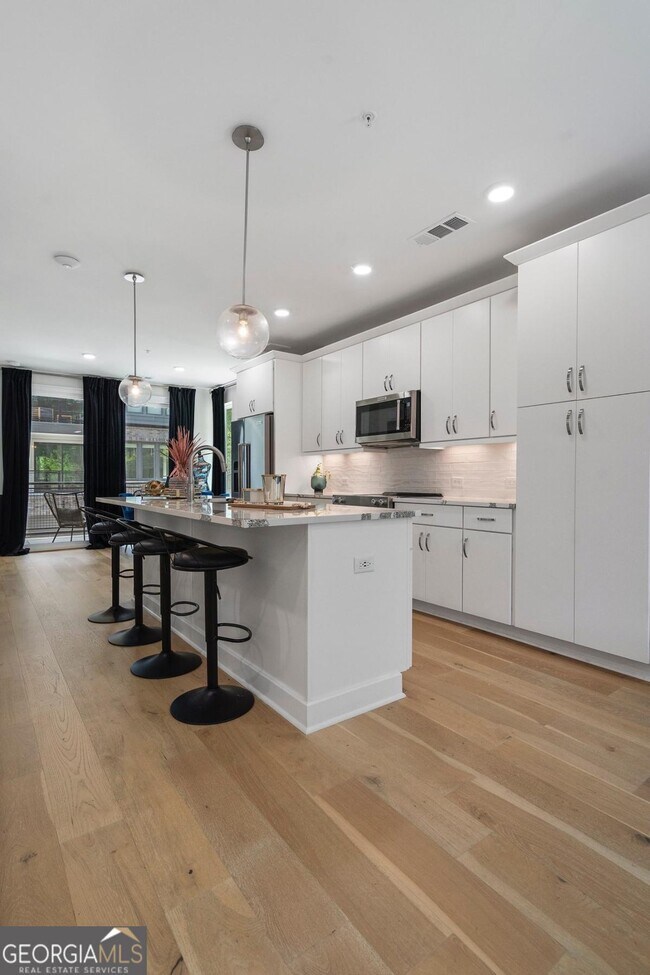 Building Photo - 371 Pratt Dr SE