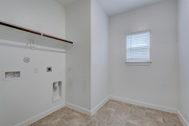 Building Photo - 2008 Glenwick Manor Ln