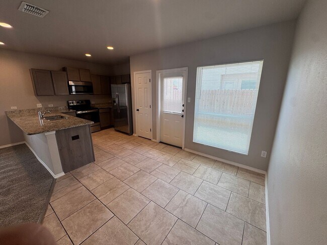 Building Photo - 4122 Swans Landing