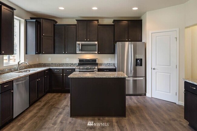 Building Photo - 14221 67th Ave E