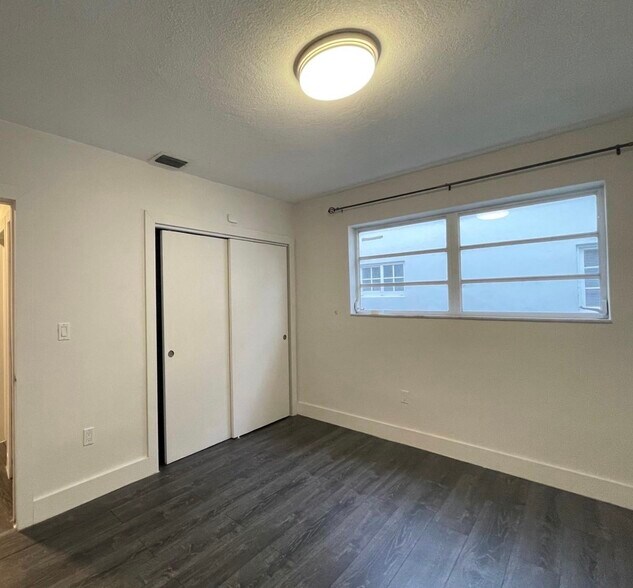 Building Photo - 4021 Red Rd