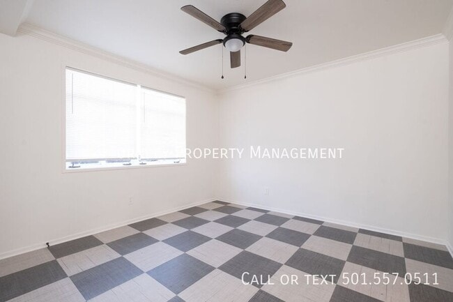 Building Photo - 623 Sherman St