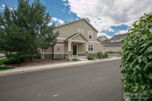 Front door - 5109 Fruited Plains Ln