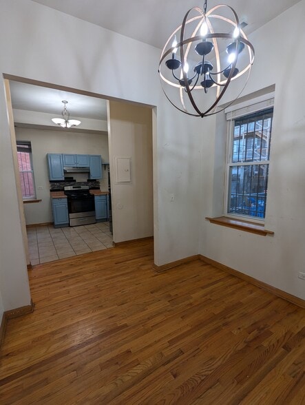 Dinning Room to Kitchen - 3212 W Warren Blvd