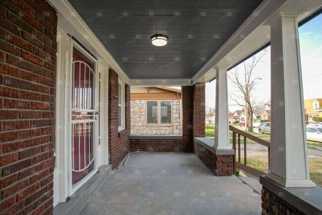 Building Photo - 4405 Bellefontaine Ave