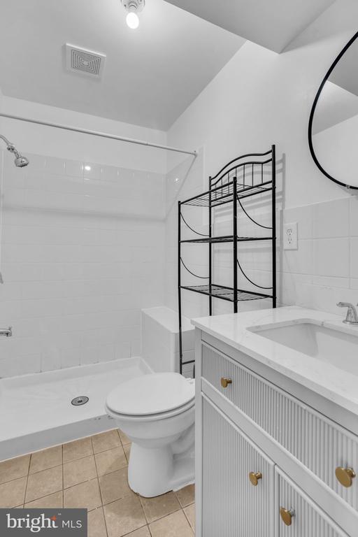 Building Photo - 5413 Silver Maple Ln