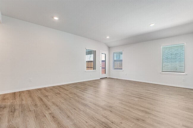 Building Photo - 1640 Basalt Ln