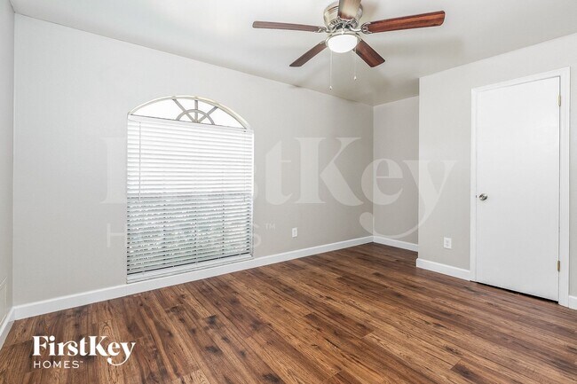 Building Photo - 1003 Faircloth Ct