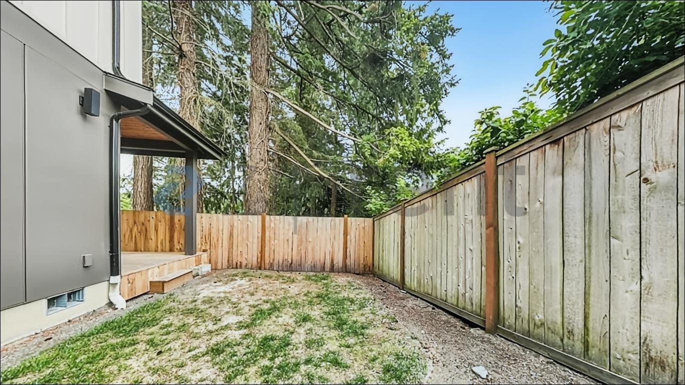 Building Photo - Unit