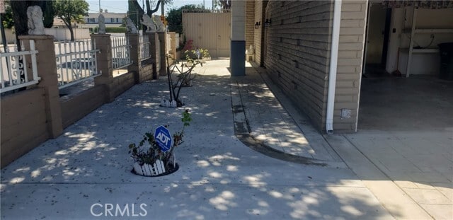 Building Photo - 14711 Yorba St