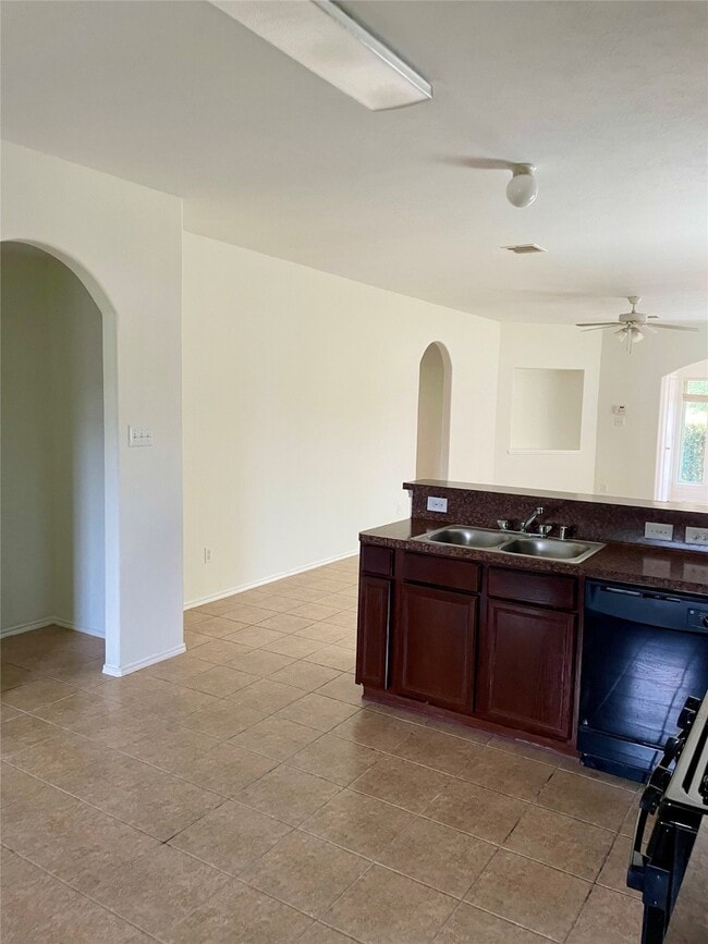 Building Photo - 2850 Back Bay Brook Trail