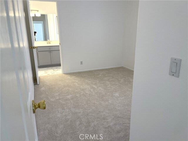 Building Photo - 14 Destino Way