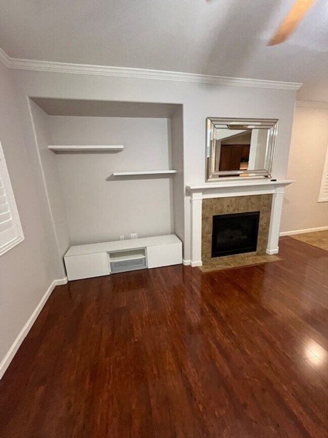 Building Photo - Coming Soon!