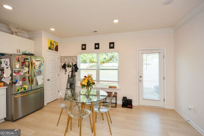 Building Photo - 2610 Ravencliff Dr
