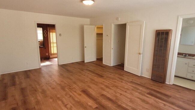 Building Photo - 4105 22nd St