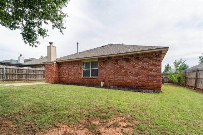 Building Photo - 2013 Cedar Meadow Ln