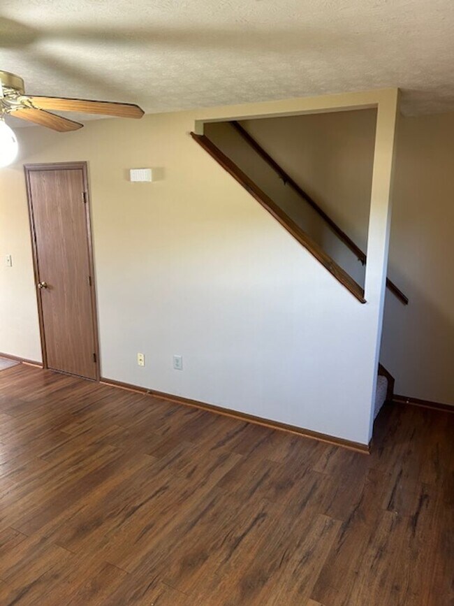 Building Photo - 1555 Windridge Pl