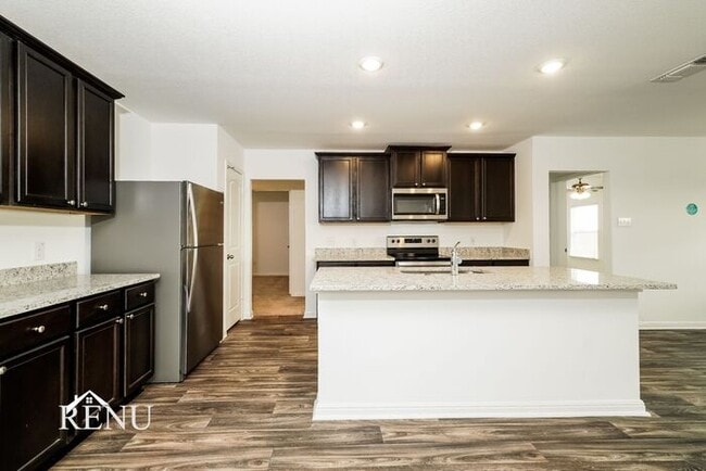 Building Photo - Coming Soon!