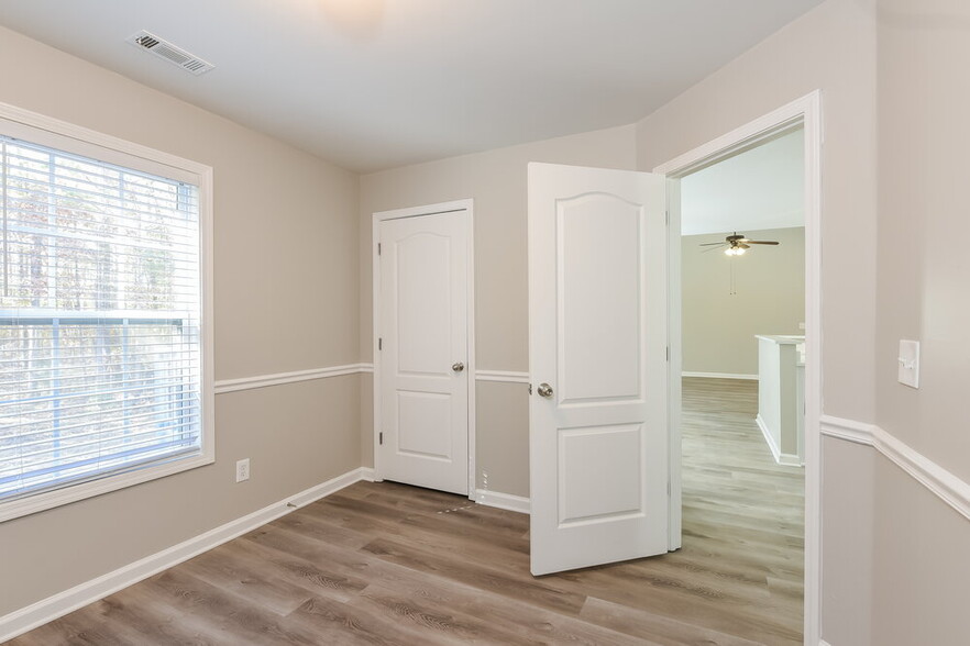 Building Photo - 1226 Stag Run Dr