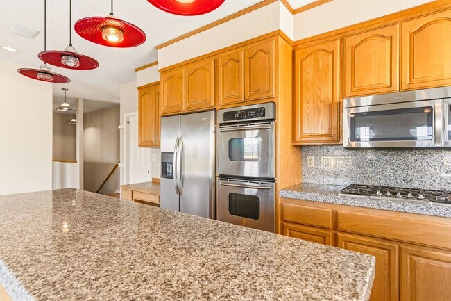 Building Photo - Expansive Valley Views & Private Living in Castro Valley - 4BD/3BA Exec Home