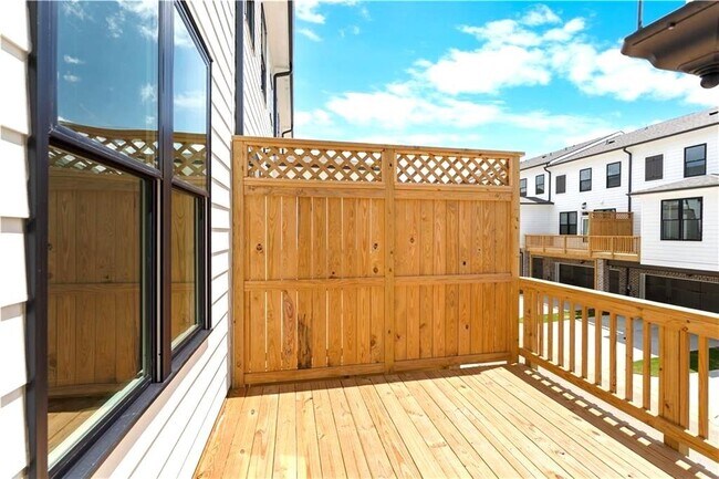 Building Photo - 4231 Millcroft Pl