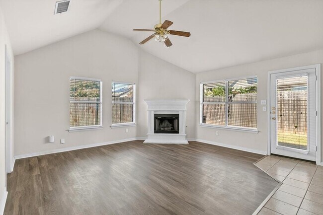 Building Photo - 8801 Chaps Ave