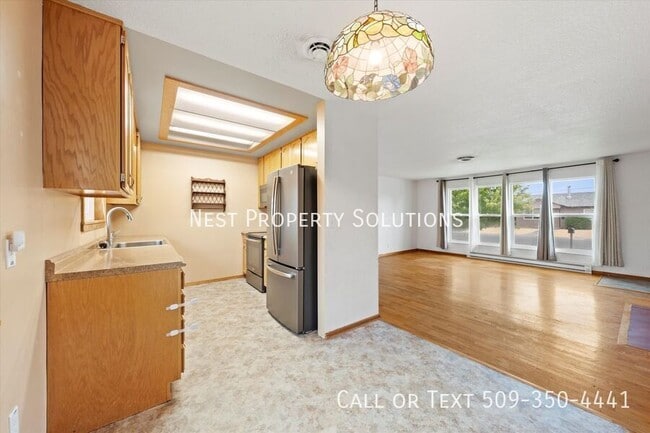 Building Photo - 135 H St NE