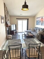 Building Photo - 344 S Estes St