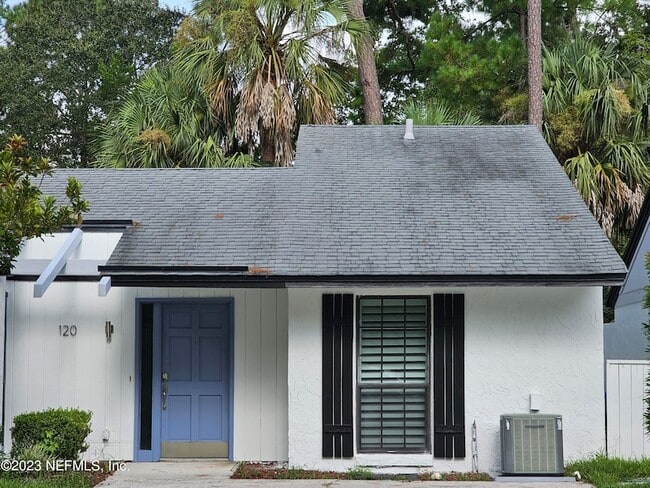 Building Photo - 120 Bermuda Ct