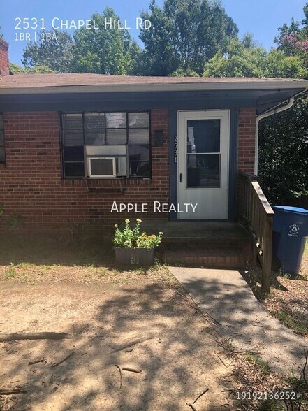 Building Photo - 2531 Chapel Hill Rd