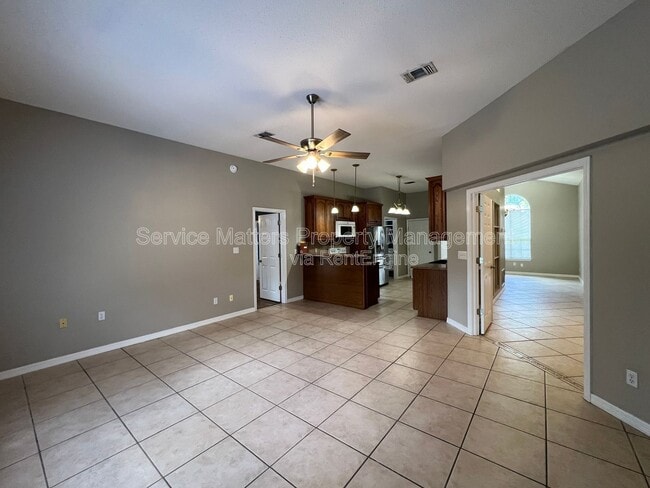 Building Photo - 5784 Twisted Oak Ct