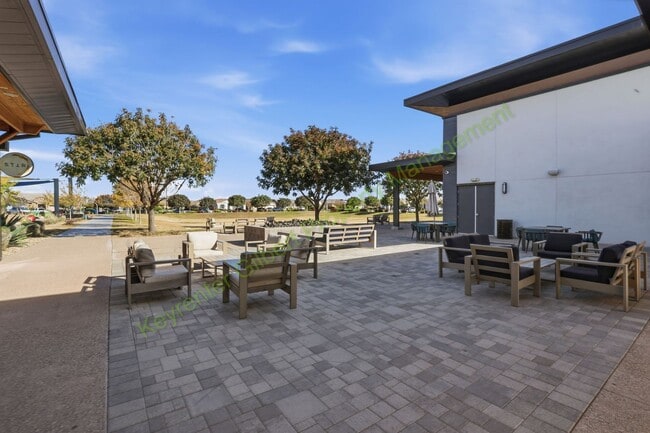 Building Photo - Modern Mesa Living in a Prime East Valley Location