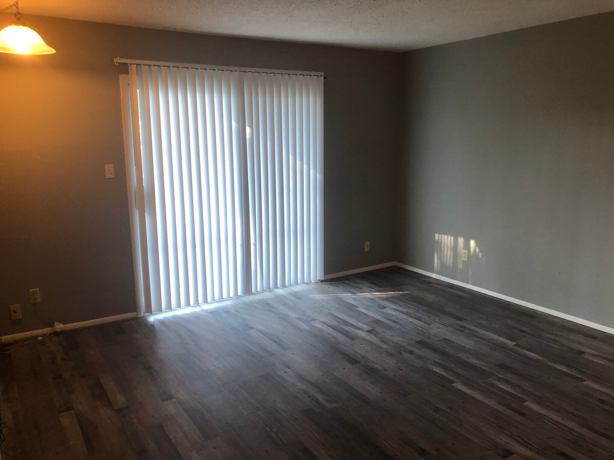 Great family room - 2325 SW Briarwood Plz