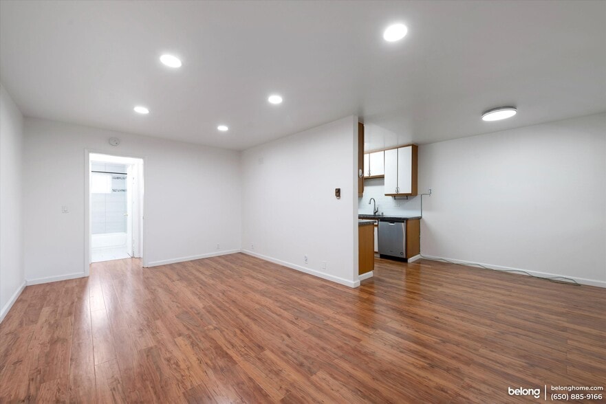 Building Photo - 2025 California St