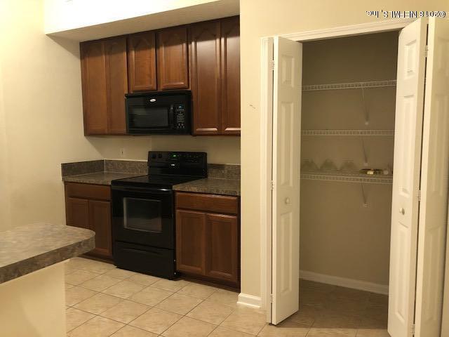 Building Photo - 7032 Deer Lodge Cir