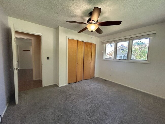Building Photo - Large home in beautiful Stevensville setting