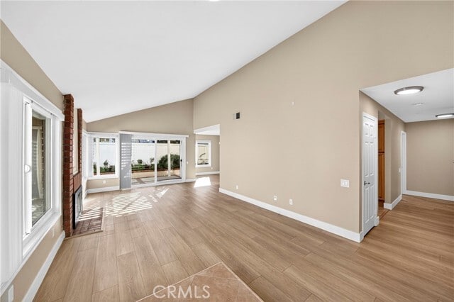 Building Photo - 3 Silver Fir