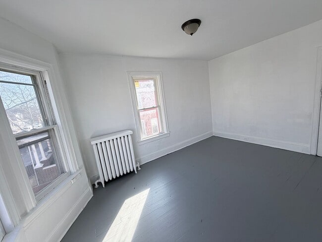 Building Photo - 659 Stuyvesant Ave