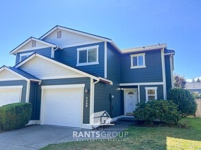 Building Photo - 7043-7045 Lazy Ct SW
