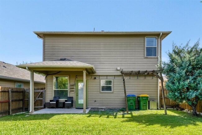Building Photo - 12116 Walter Vaughn Dr
