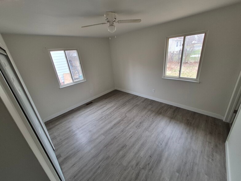 Building Photo - 2710 Eaton Pl