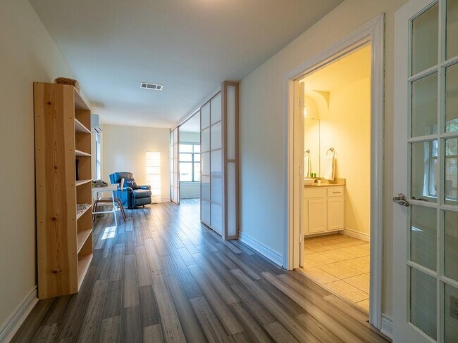 Building Photo - 3609 Clawson Rd