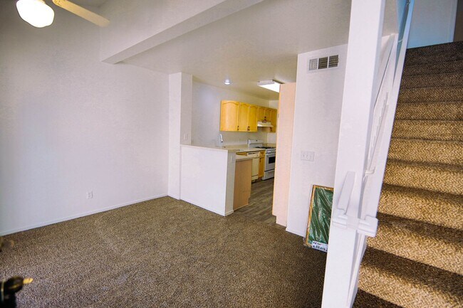Building Photo - 8023 W Rochelle Ave