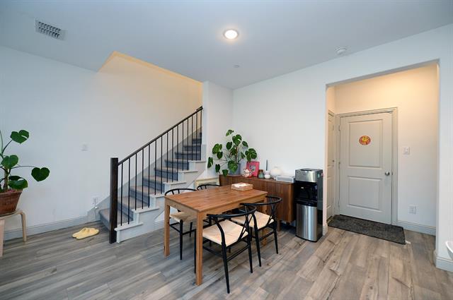 Building Photo - 8516 Dynasty Ln