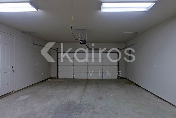 Building Photo - 7203 Mosley St