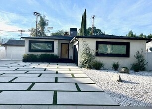 Building Photo - 22020 Viscanio